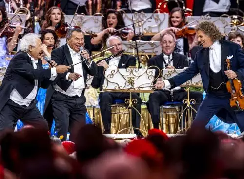 AndrC3A9Rieus2026ChristmasConcertLetItSnow_134324888149064295_big-cine_deskt.webp