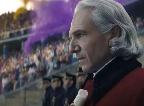 TheHungerGamesSunriseontheReaping_134375876315725264_big-cine_deskt.webp