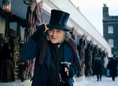 EbenezerAChristmasCarol_134338860063152427_big-cine_deskt.webp